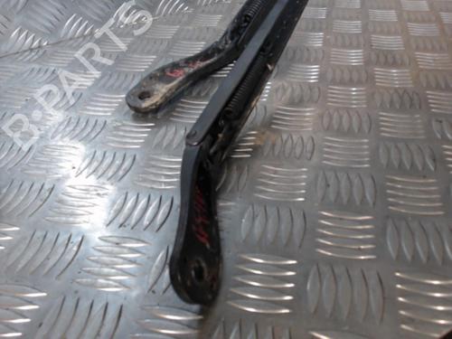Used Front windshield wiper arm CITROËN DS3 (SA_) 1.6 HDi 90 (92 hp) 24277643