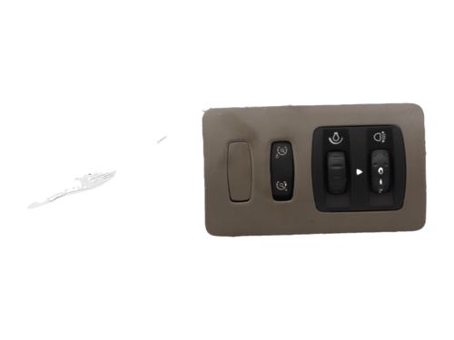 Headlight switch RENAULT CLIO III (BR0/1, CR0/1) 1.2 16V (BR0P, CR0P) | BP37676815I24 - Image 2