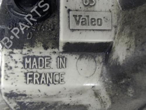 Used Right headlight PEUGEOT 806 (221) 2.1 td 12V (109 hp) 24265838