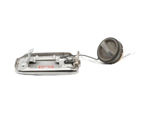 Tappo del serbatoio TOYOTA RAV 4 II (_A2_) 2.0 D 4WD (CLA20_, CLA21_, CLA20R, CLA21R) | BP30729564C131