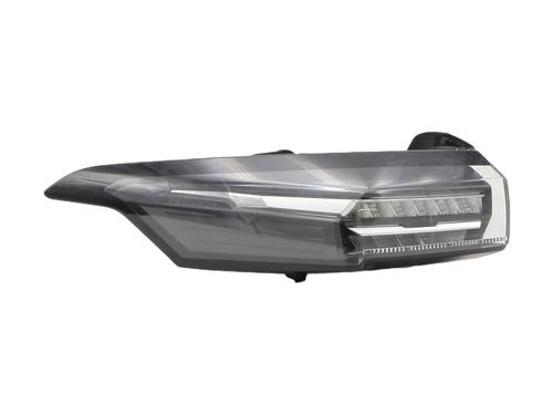 Used Left taillight PEUGEOT 308 III (FB_, FH_, FP_, F3_, FM_) BlueHDi 130 (FBYHZL, FBYHZT) (131 hp) 27712116