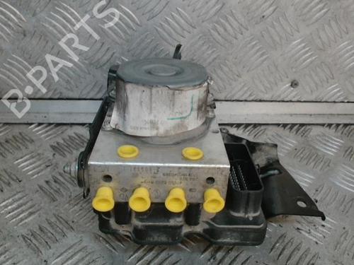 Used ABS pump RENAULT KADJAR (HA_, HL_) 1.5 dCi 110 (HLA3) (110 hp) 24281771