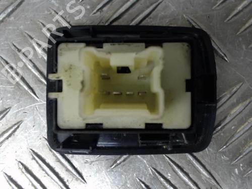 Used Right front window switch Right front window switch DACIA SANDERO II 1.0 SCe 75 (B8JC, B8JD, B8NC) (73 hp) 24282946 24282946