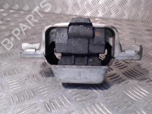 Used Engine mount VW CADDY III Box Body/MPV (2KA, 2KH, 2CA, 2CH) 2.0 TDI 4motion (110 hp) 24269448