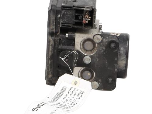Used ABS pump ABS pump FORD FIESTA VI (CB1, CCN) 1.4 TDCi (70 hp) 33741261 33741261