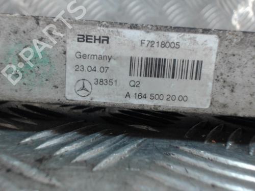 Used Oil radiator Oil radiator MERCEDES-BENZ M-CLASS (W164) ML 500 4-matic (164.172) (388 hp) 24274244 24274244