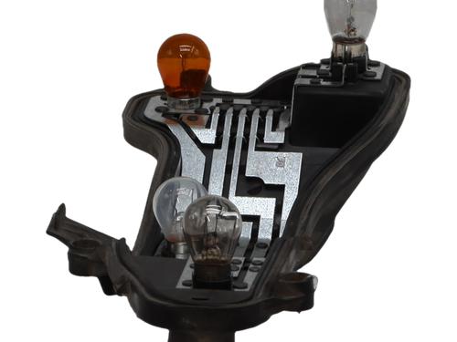Used Lamp holder Lamp holder VW AMAROK (2HA, 2HB, S1B, S6B, S7A, S7B, AGD) 2.0 BiTDI 4motion (180 hp) 39981797 39981797