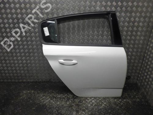 Used Right rear door PEUGEOT 308 III (FB_, FH_, FP_, F3_, FM_) BlueHDi 130 (FBYHZL, FBYHZT) (131 hp) 27704426