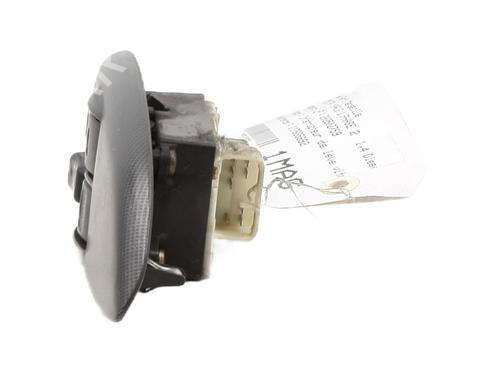 Used Left front window switch Left front window switch TOYOTA YARIS (_P1_) 1.4 D-4D (NLP10_, NLP10R) (75 hp) 30936222 30936222