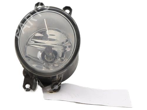 Højre Foran Tågelygte TOYOTA YARIS (_P9_) 1.4 D-4D (NLP90_, NLP90R) (90 hp) 31715088