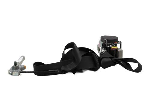 front-right-seatbelt-lancia-ypsilon-312_-2011-29145897 main image