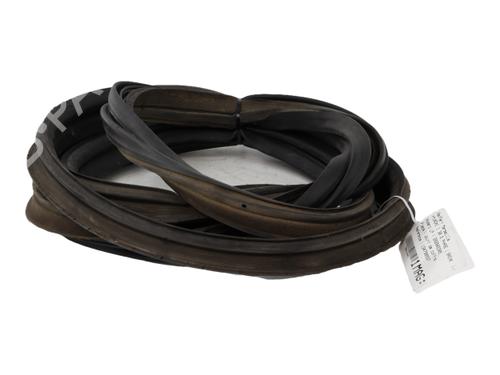 Rubber door seal HYUNDAI i30 Estate (GD) 1.6 CRDi | BP40501523C142 - Image 2