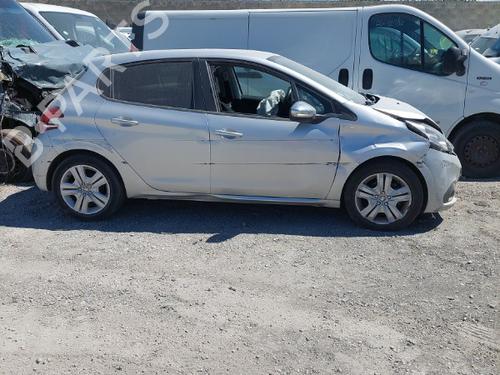 Right taillight PEUGEOT 208 I (CA_, CC_) 1.2 VTI 82 | BP24271350C35 