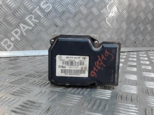 Used ABS pump VW TIGUAN (5N_) 2.0 TDI (110 hp) 24267253