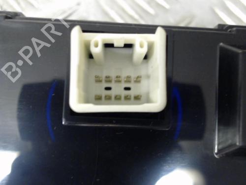 climate-control-toyota-verso-_r2_-2009-2010-2011-2012-2013-2014-2015-2016-2017-2018-24279671 main image