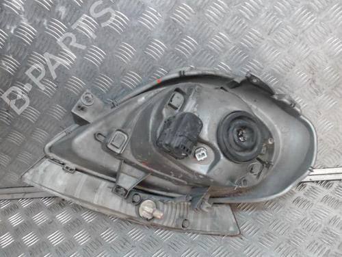 Used Right headlight RENAULT TRAFIC II Van (FL) 1.9 dCi 100 (FL0C) (101 hp) 24275347