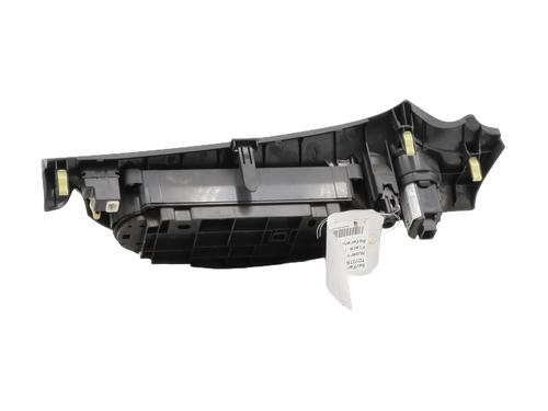 Climate control TOYOTA YARIS (_P13_) 1.5 Hybrid (NHP130_, NHP130) | BP27180544I5