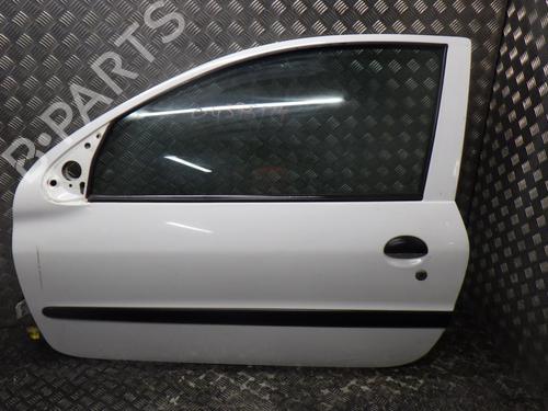 Used Left front door PEUGEOT 206 Hatchback (2A/C) 1.4 HDi eco 70 (68 hp) 24264086