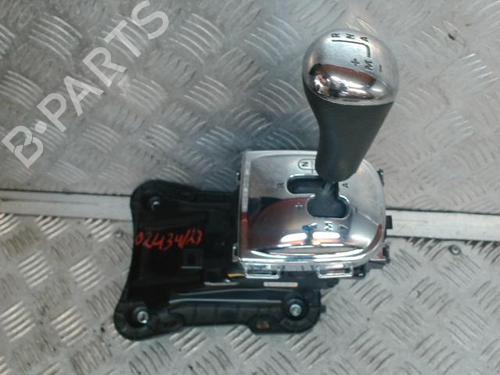 Used Gear lever CITROËN C3 II (SC_) 1.4 HDi 70 (SC8HZC, SC8HR0, SC8HP4) (68 hp) 24267901