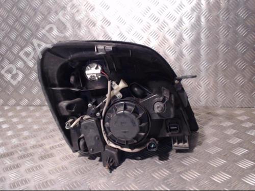 Used Left headlight HYUNDAI H-1 Van (A1) 2.5 CRDi (140 hp) 24277904