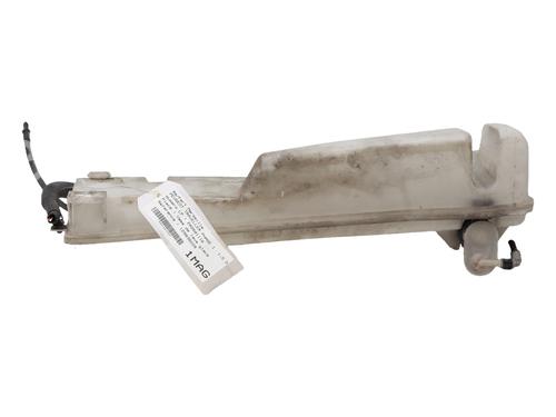 Used Windscreen washer tank Windscreen washer tank 37531483 37531483