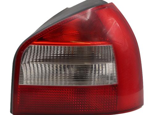 Venstre baglygte AUDI A3 (8L1) 1.6 (101 hp) 28635603