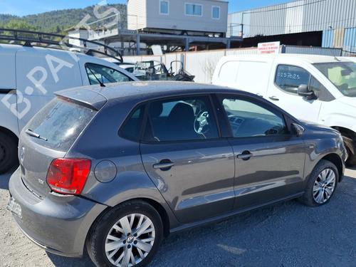 Right headlight VW POLO V (6R1, 6C1) 1.6 TDI | BP30354958C29