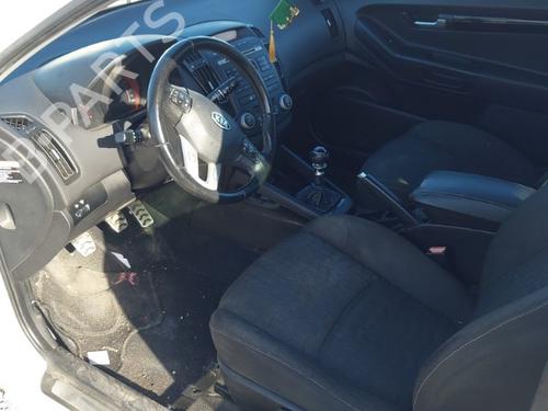 Front right seatbelt KIA PRO CEE'D (ED) 1.6 CRDi 115 | BP24922512I25 - Image 8