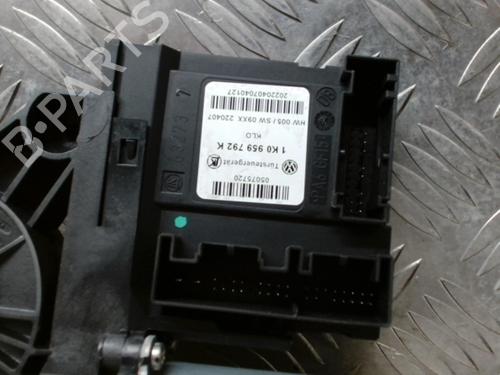 Right front window motor VW TOURAN (1T1, 1T2) 1.9 TDI | BP24277100E20 