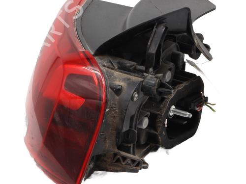 right-tailgate-light-citroen-c4-cactus-2014-34228314 main image