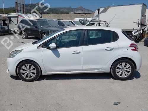 Left mirror PEUGEOT 208 I (CA_, CC_) 1.6 HDi | BP24272227C26 