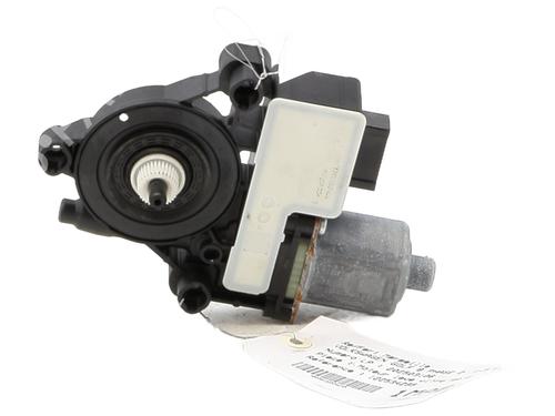 Used Left rear window motor Left rear window motor VW GOLF VIII (CD1, DA1) 1.5 TSI (116 hp) 33122484 33122484