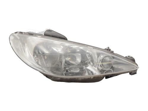 Used Right headlight PEUGEOT 206 Hatchback (2A/C) 1.4 i (75 hp) 25026325