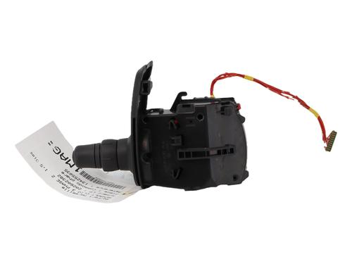 switch-renault-clio-iii-br01-cr01-2005-2006-2007-2008-2009-2010-2011-2012-2013-2014-39981787 main image