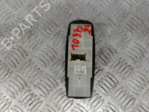 Used Left front window switch Left front window switch RENAULT KOLEOS I (HY_) 2.0 dCi 4x4 (HY0K) (150 hp) 24279392 24279392