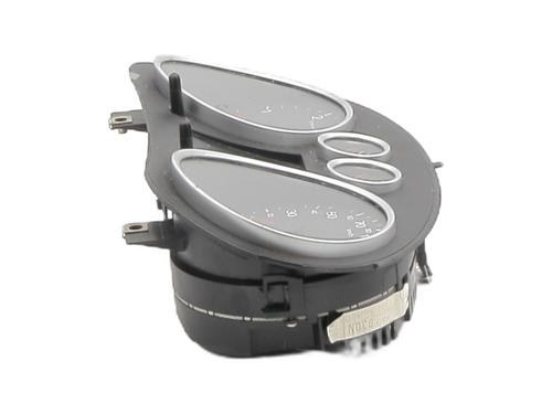 instrument-cluster-audi-a2-8z0-2000-2001-2002-2003-2004-2005-26018953 main image