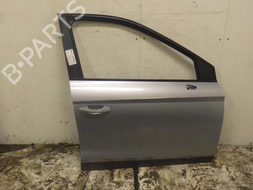 Used Right front door SEAT ARONA (KJ7, KJP) 1.0 TSI (95 hp) 32142576
