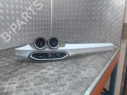 air-vent-seat-arona-kj7-kjp-2017-32068212 main image