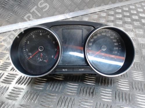 Used Instrument cluster VW POLO V (6R1, 6C1) 1.2 TSI 16V (90 hp) 24284003