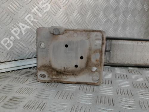 Used Front bumper reinforcement PEUGEOT 307 (3A/C) 1.6 HDi (90 hp) 24276849