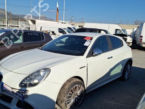 Used Left headlight Left headlight ALFA ROMEO GIULIETTA (940_) 2.0 JTDM (940.FXL1A) (140 hp) 24574208 24574208