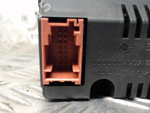 display-monitor-citroen-ds3-sa_-2009-2010-2011-2012-2013-2014-2015-2016-24279844 main image