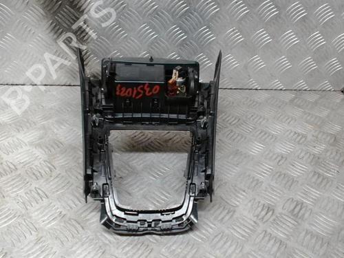 Used Middle console Middle console MERCEDES-BENZ B-CLASS Sports Tourer (W246, W242) B 180 CDI (246.200) (109 hp) 24276145 24276145