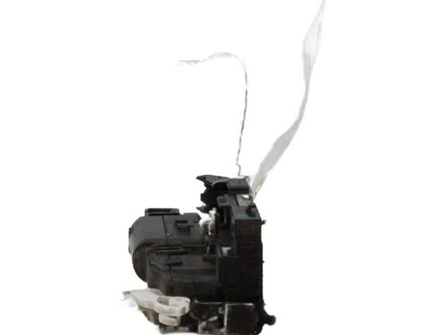 rear-right-lock-dacia-lodgy-js_-2012-30302169 main image