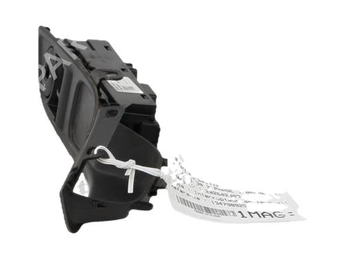 Left front window switch HYUNDAI i30 Estate (GD) 1.6 CRDi | BP40454211I27 - Image 2