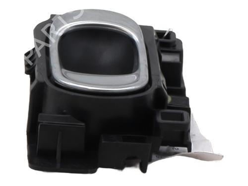 Front left interior door handle CITROËN C3 III (SX) 1.2 PureTech 82 | BP31951013I13