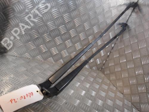 Used Front windshield wiper arm PEUGEOT 3008 I MPV (0U_) 1.6 HDi (112 hp) 24266109