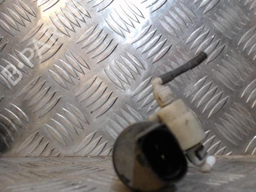 Pompe de lave-glace SEAT IBIZA IV (6J5, 6P1) 1.4 TDI (80 hp) 24266217