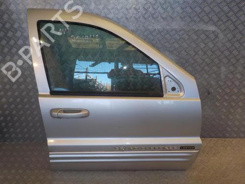 Used Right front door JEEP GRAND CHEROKEE II (WJ, WG) 2.7 CRD 4x4 (163 hp) 24268395