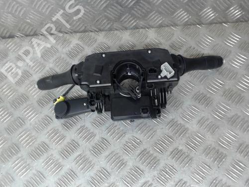 steering-column-stalk-renault-clio-v-b7_-2019-24272790 main image